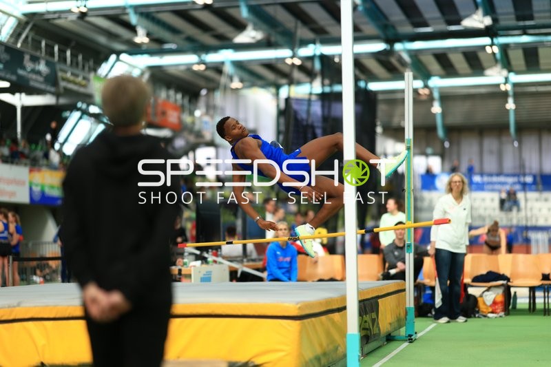 Hochsprung im Glaspalast