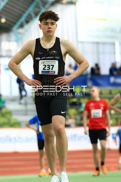 Athlet mit Startnummer 237 im Glaspalast