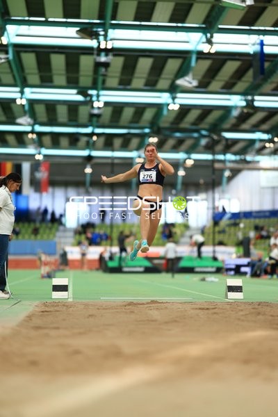 Weitsprung im Glaspalast