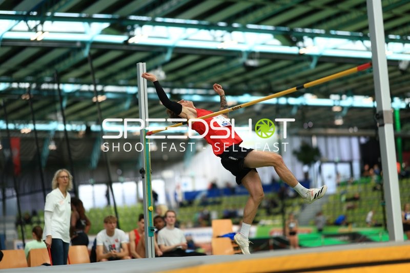 Hochsprung im Glaspalast