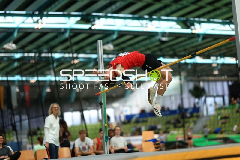 Hochsprung im Glaspalast