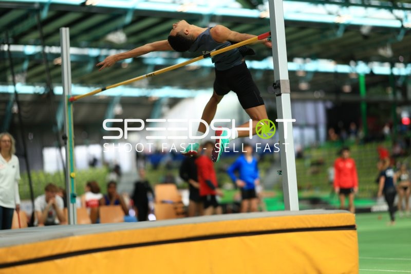 Hochsprung im Glaspalast