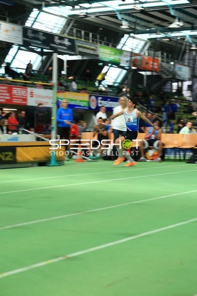 Athlet mit Startnummer 35 in Aktion