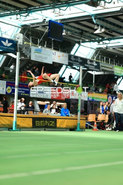 Stabhochsprung im Glaspalast