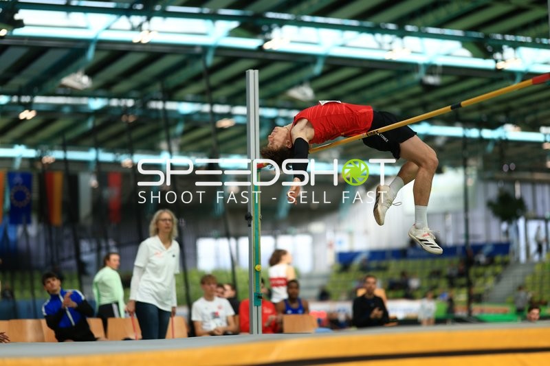 Hochsprung im Glaspalast