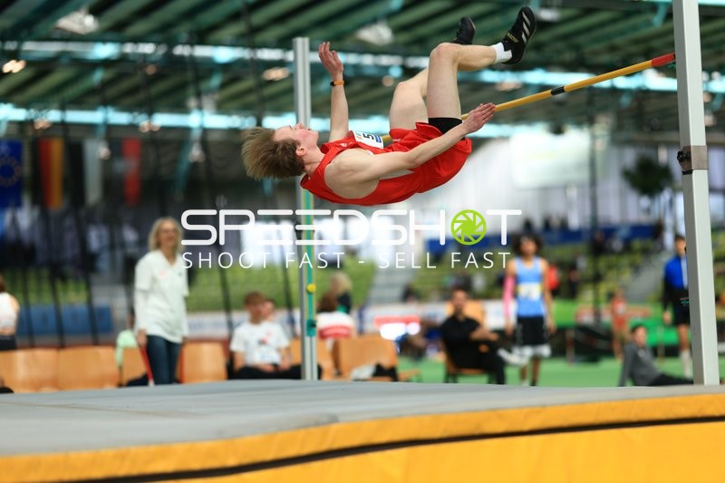 Hochsprung im Glaspalast