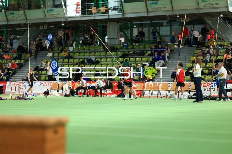 Speerwurf im Glaspalast Sindelfingen