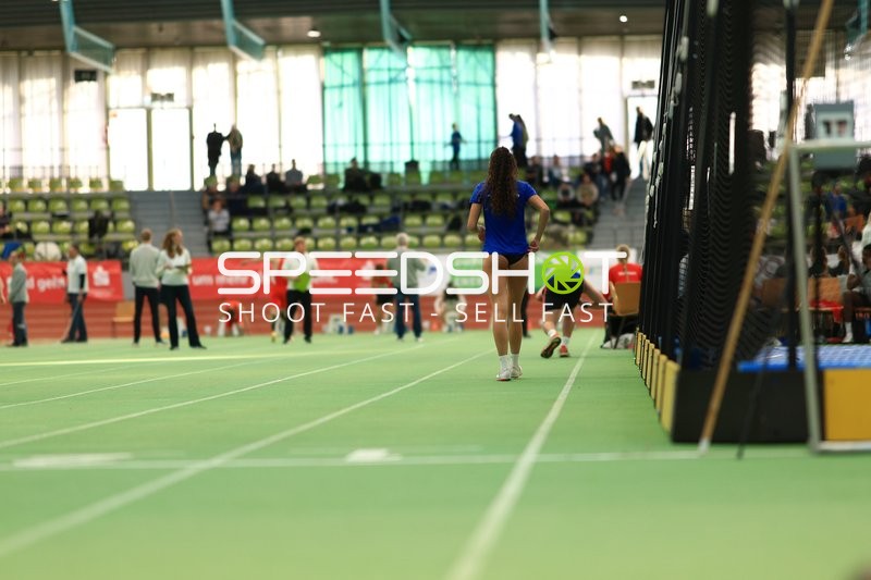 Athletin im Glaspalast Sindelfingen