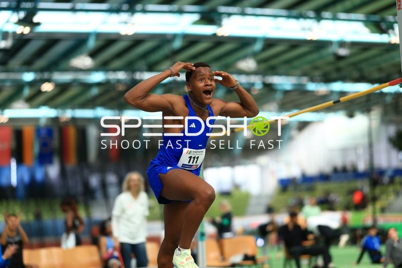 Hochsprung im Glaspalast