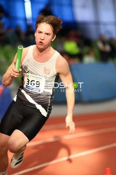 Athlet mit Startnummer 369 in Aktion