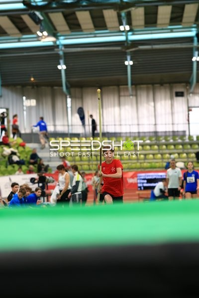 Stabhochsprung im Glaspalast