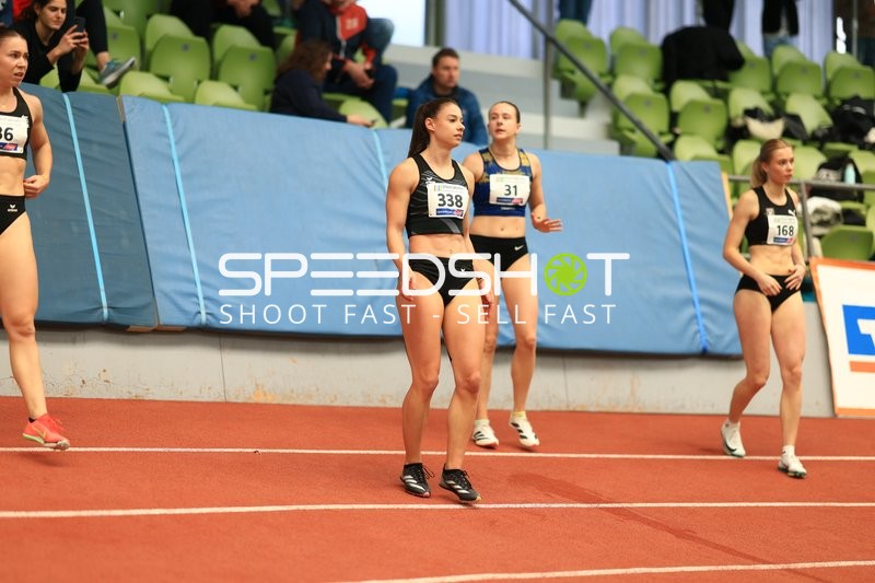 Athletinnen vor dem Start