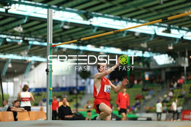 Hochsprung im Glaspalast