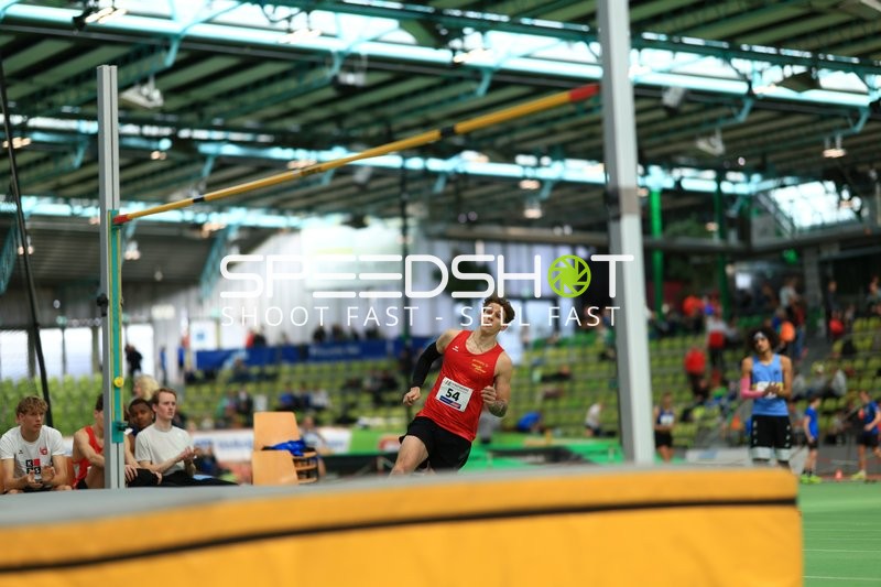 Athlet beim Hochsprung