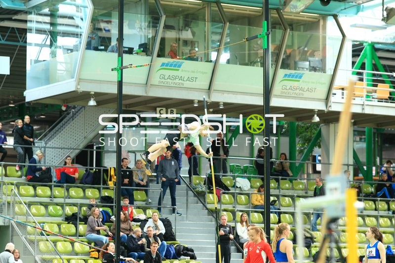 Stabhochsprung im Glaspalast