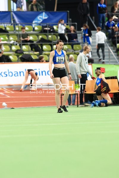 Athletin mit Startnummer 509 im Glaspalast