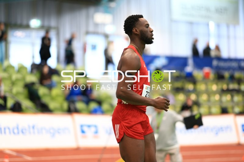 Athlet mit Startnummer 273 in Aktion