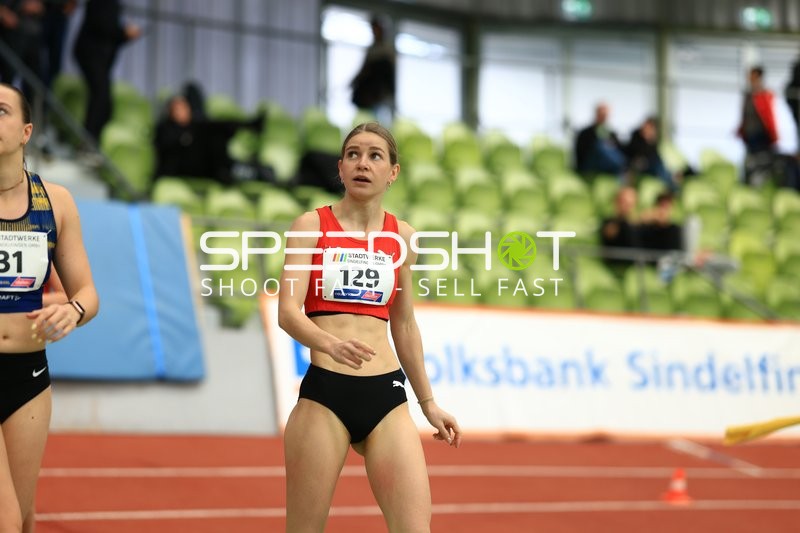 Athletin mit Startnummer 129