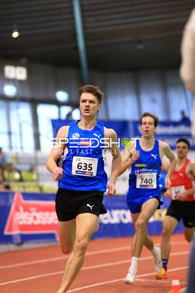 Läufer 635 führt Rennen an