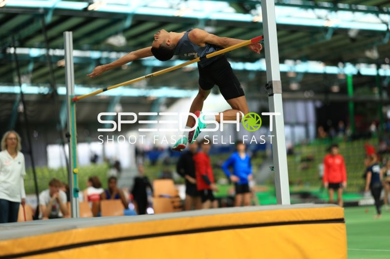 Athlet beim Hochsprung