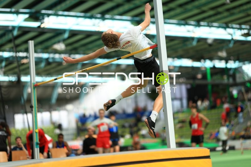 Hochsprung im Glaspalast