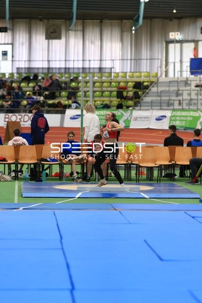 Athletin beim Aufwärmen