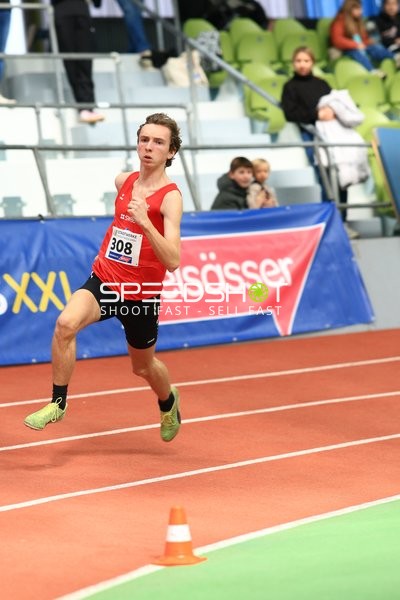 Athlet mit Startnummer 308 in Aktion