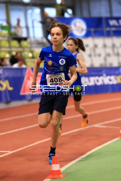 Athlet mit Startnummer 408 in Aktion