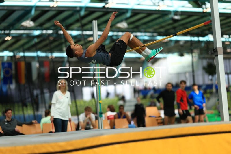 Hochsprung im Glaspalast