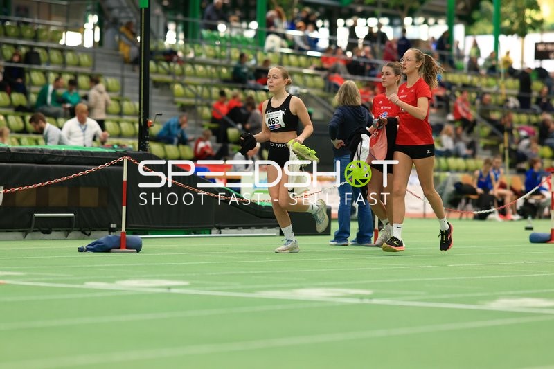 Athletinnen im Glaspalast Sindelfingen