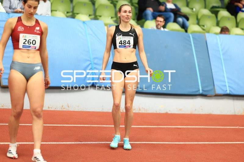 Athletinnen mit Startnummern 260 und 484