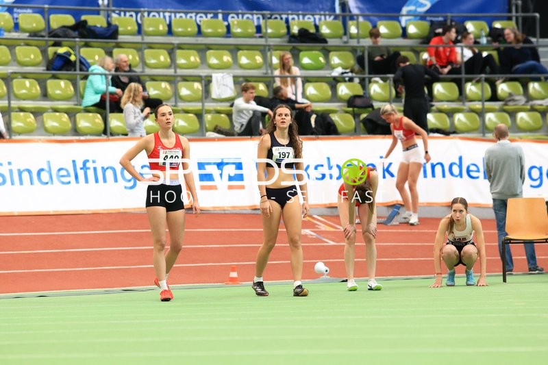 Athletinnen vor dem Start