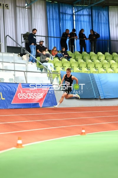 Athlet mit Startnummer 179 im Glaspalast