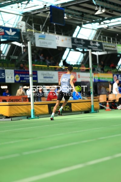 Athlet beim Hochsprung