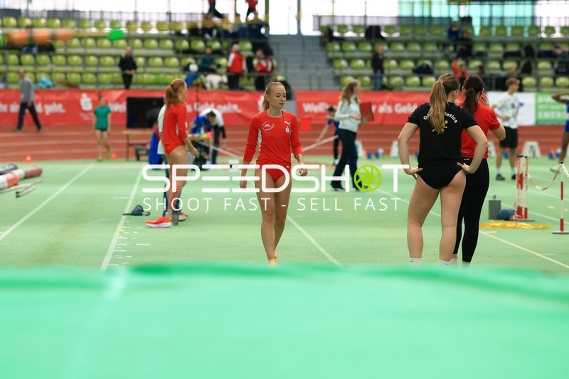 Athletinnen im Glaspalast Sindelfingen