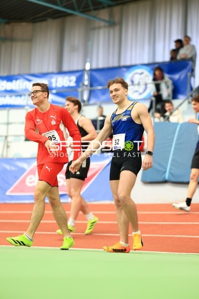 Athleten beim Aufwärmen