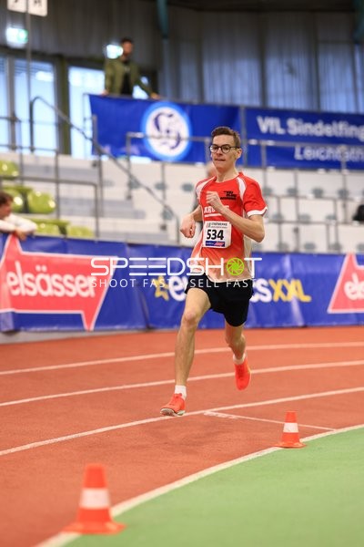 Athlet mit Startnummer 534 in Aktion