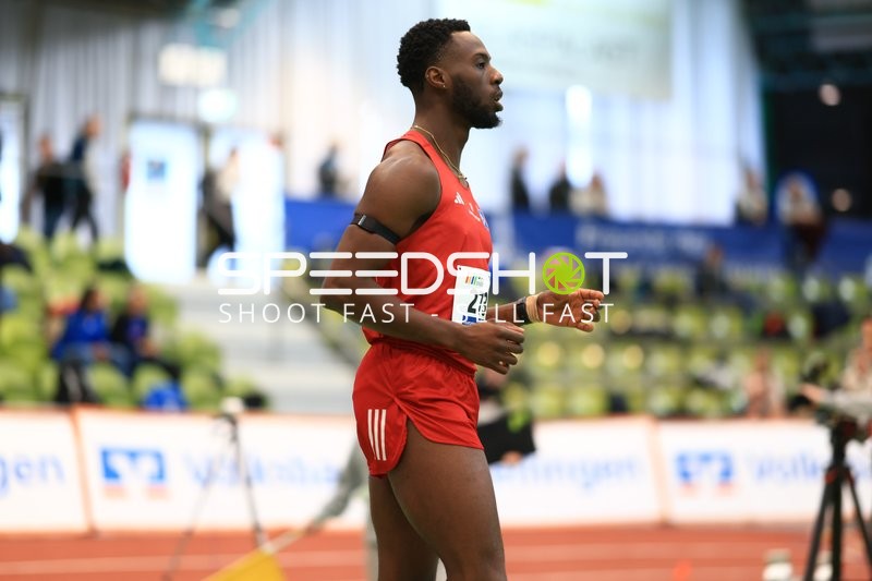 Athlet mit Startnummer 273 in Aktion