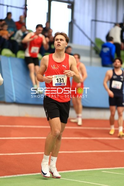 Athlet mit Startnummer 131 in Aktion