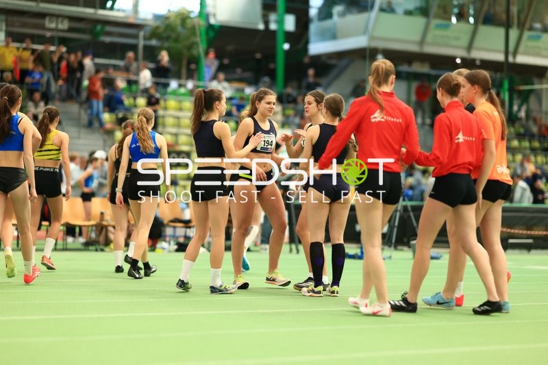 Athletinnen im Glaspalast Sindelfingen