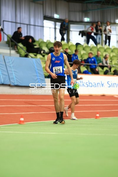 Athlet mit Startnummer 626 im Glaspalast