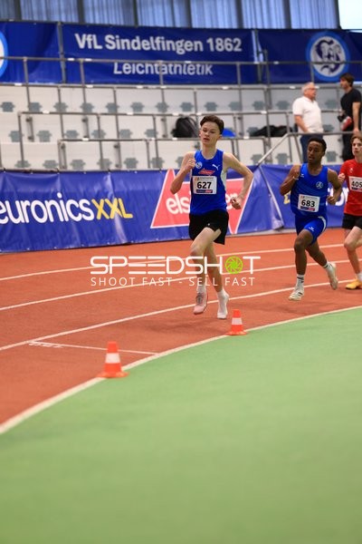 Läufer mit Startnummern 627 und 683