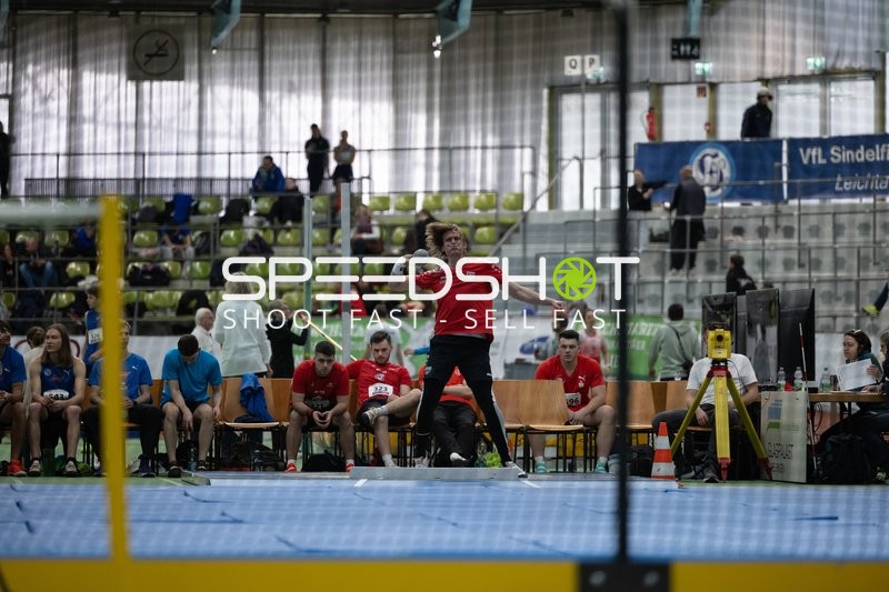 Kugelstoßen im Glaspalast Sindelfingen