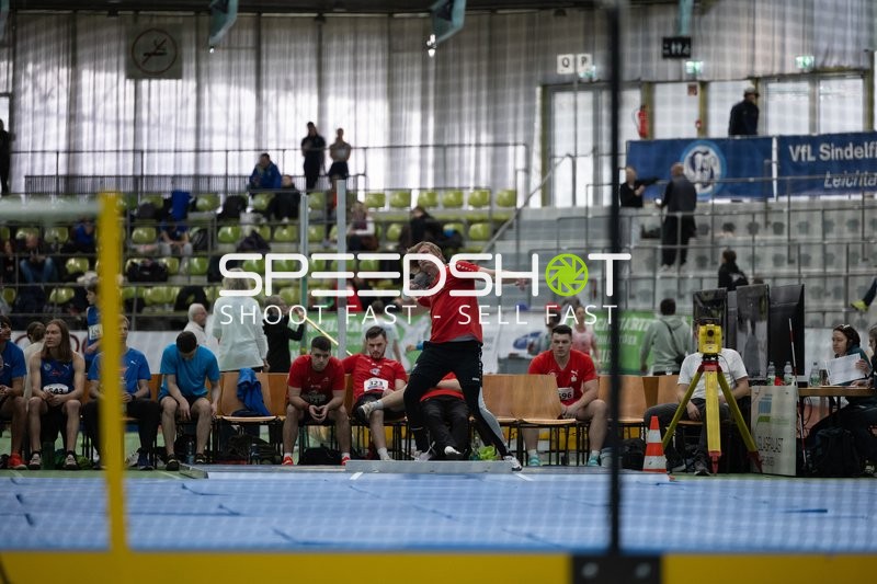 Kugelstoßen im Glaspalast