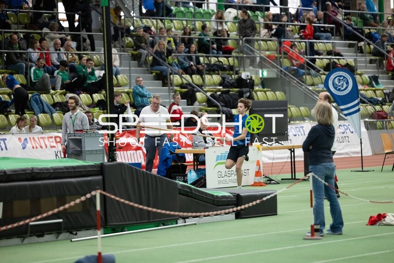 Stabhochsprung im Glaspalast