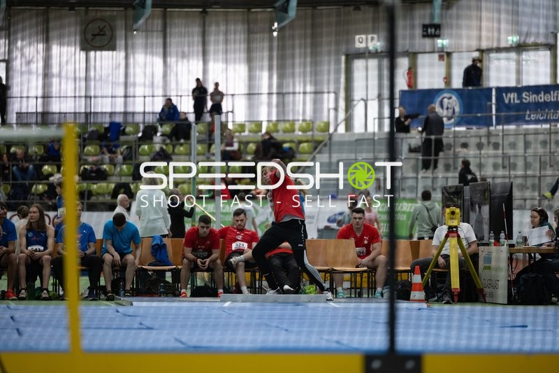 Kugelstoßen im Glaspalast