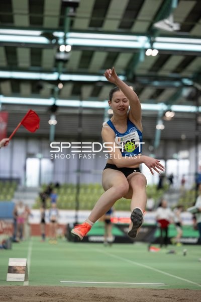 Startnummer 205 beim Weitsprung