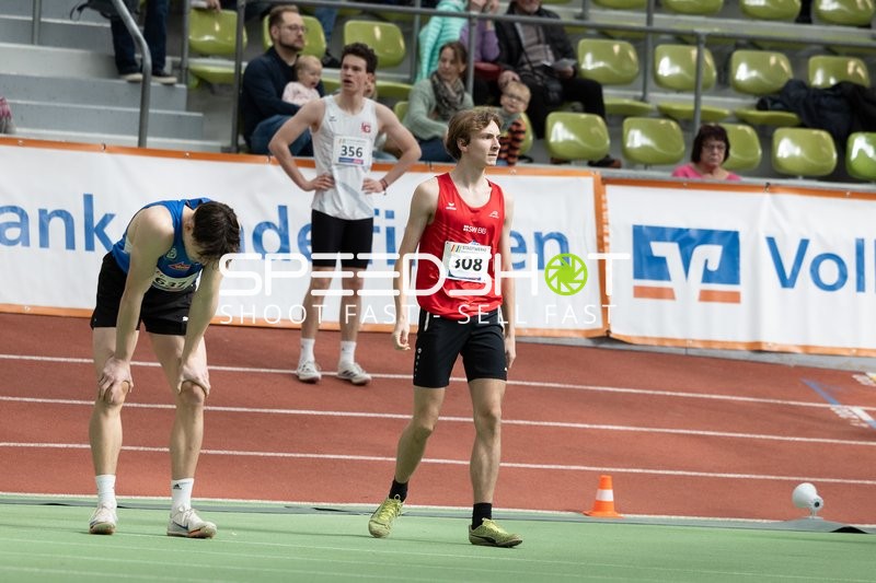 Leichtathletik mit Startnummern 308, 331, 356