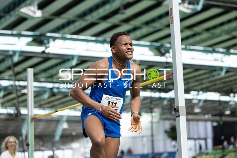 Hochsprung im Glaspalast