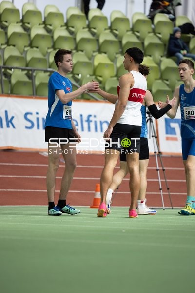 Athleten im Gespräch im Glaspalast